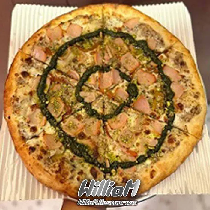 پستو بوقلمون