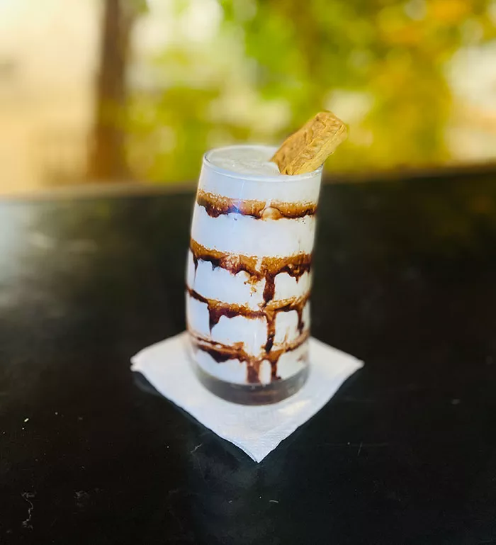 شیک لوتوس 