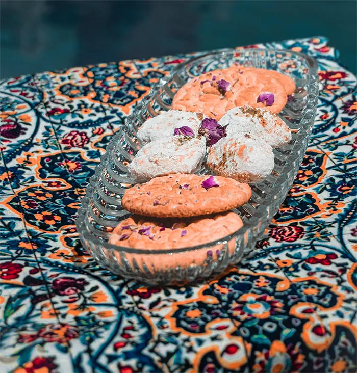 سرویس شیرینی سنتی