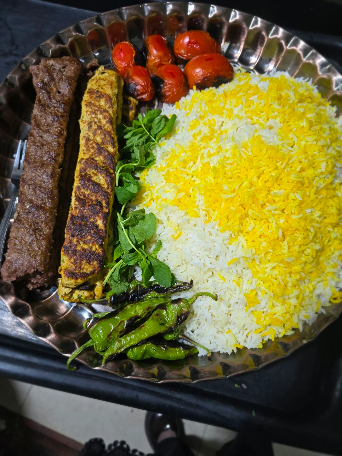 میکس چلو کباب و کوبیده مرغ-200 گرمی مجلسی