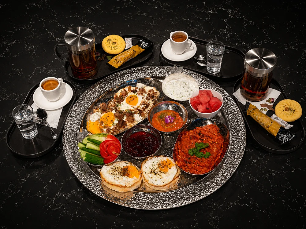 سینی صبحانه سپهر بام کرمان