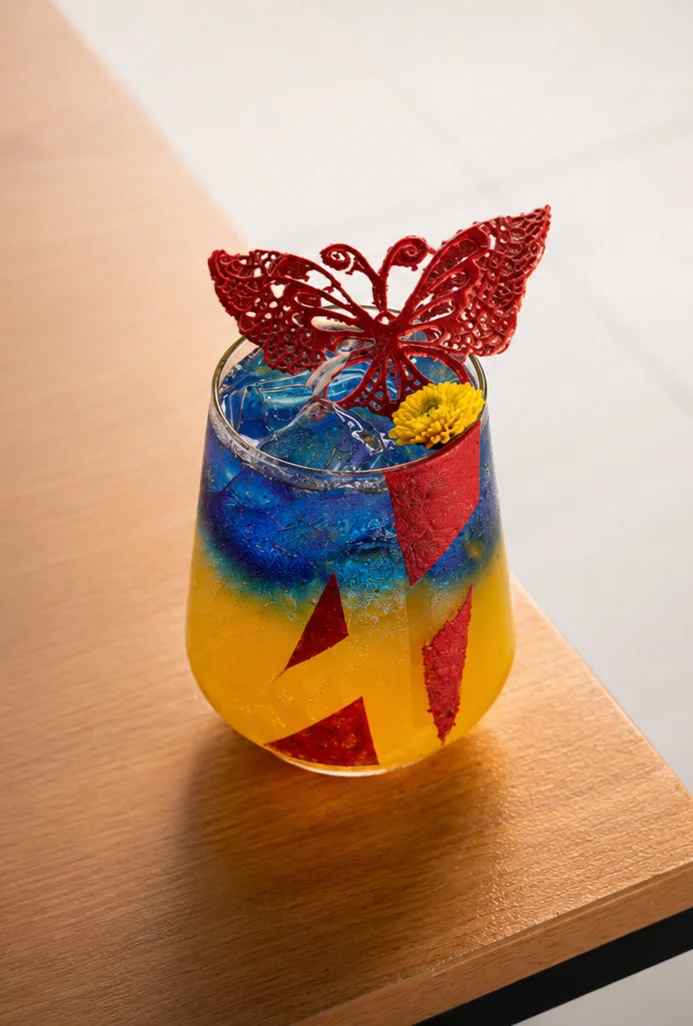 Blue butterfly (پروانه آبی)