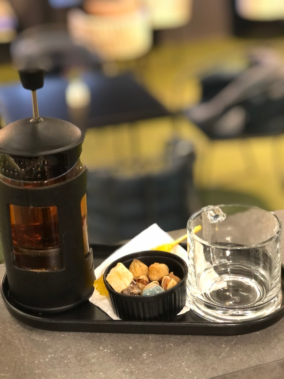 چای هل و زعفران 